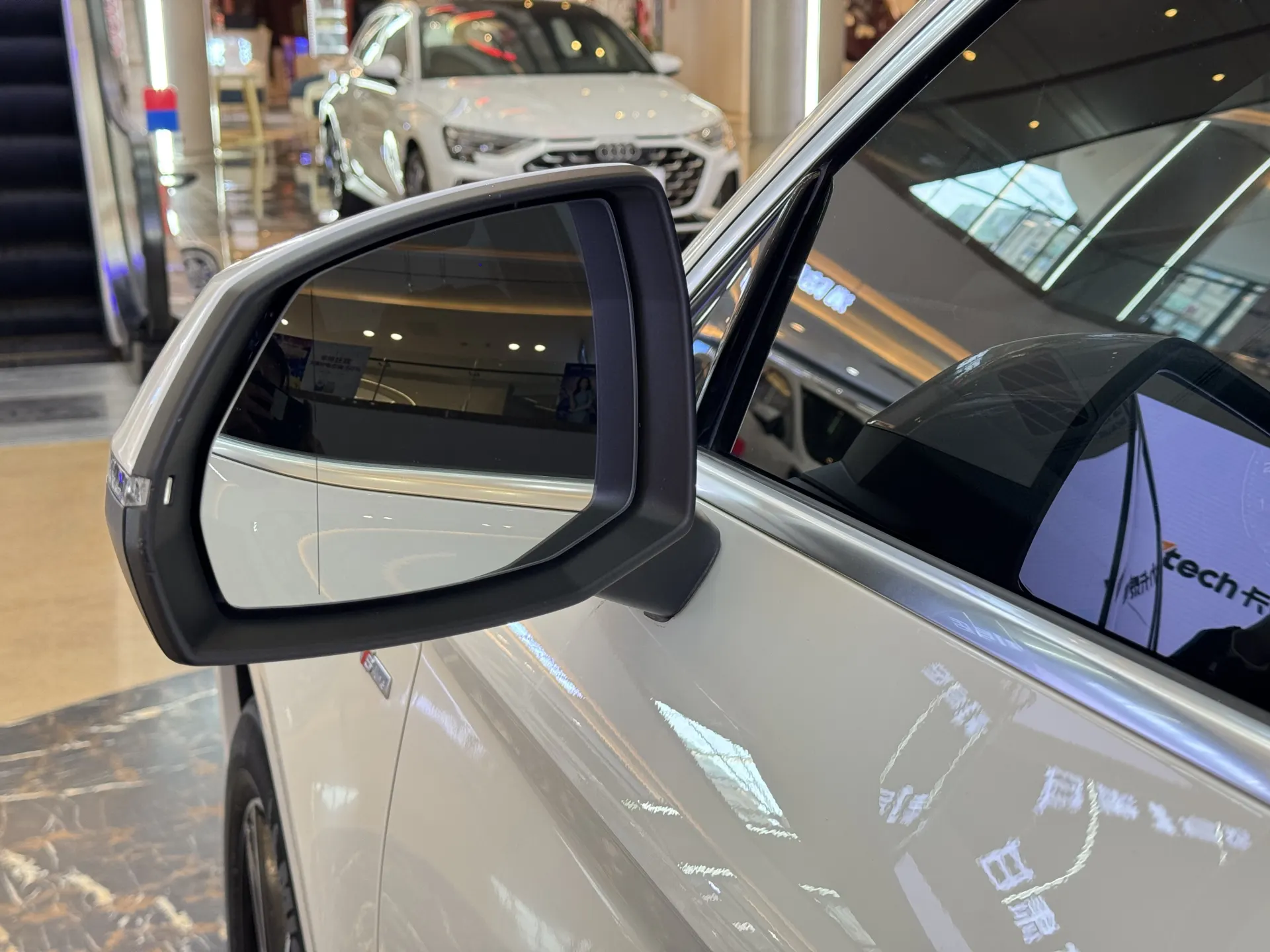 Audi Q5L 40, 2021 14