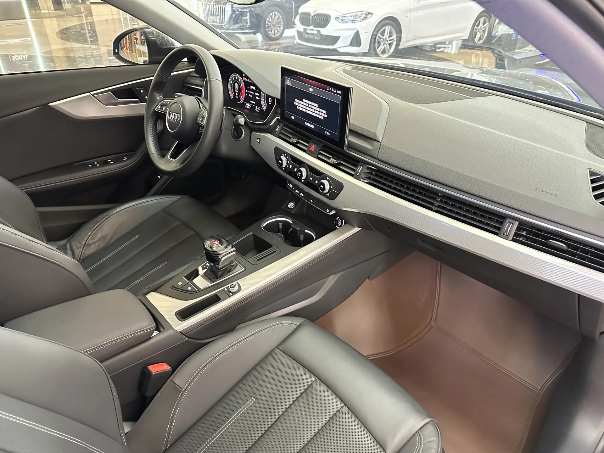 Audi A4L 40 TFSI, 2021 7
