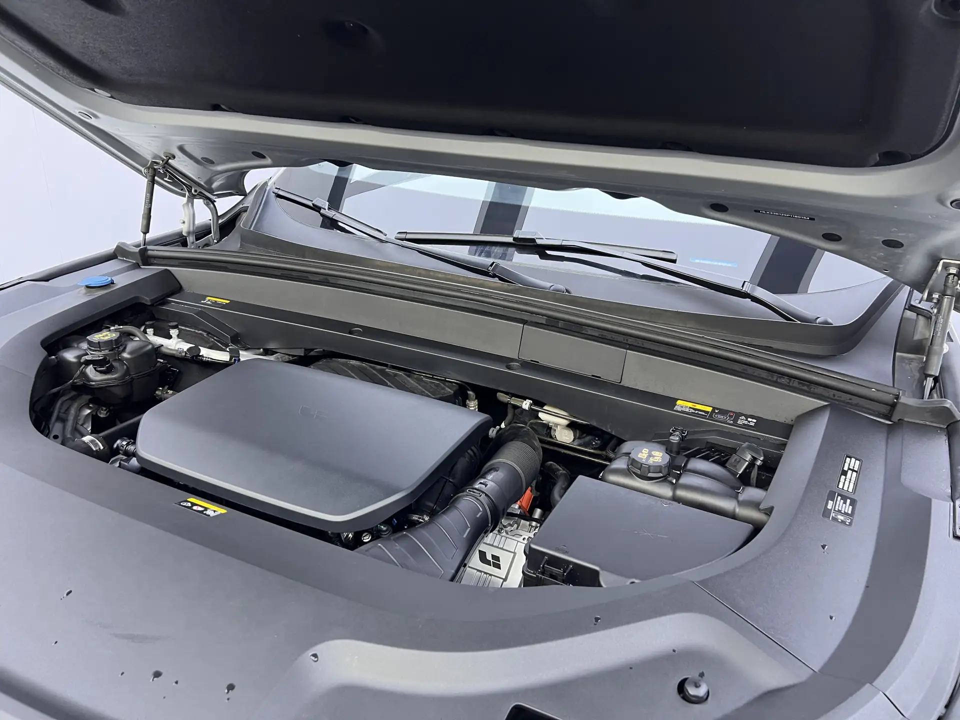 Li Auto L8, 2024 12