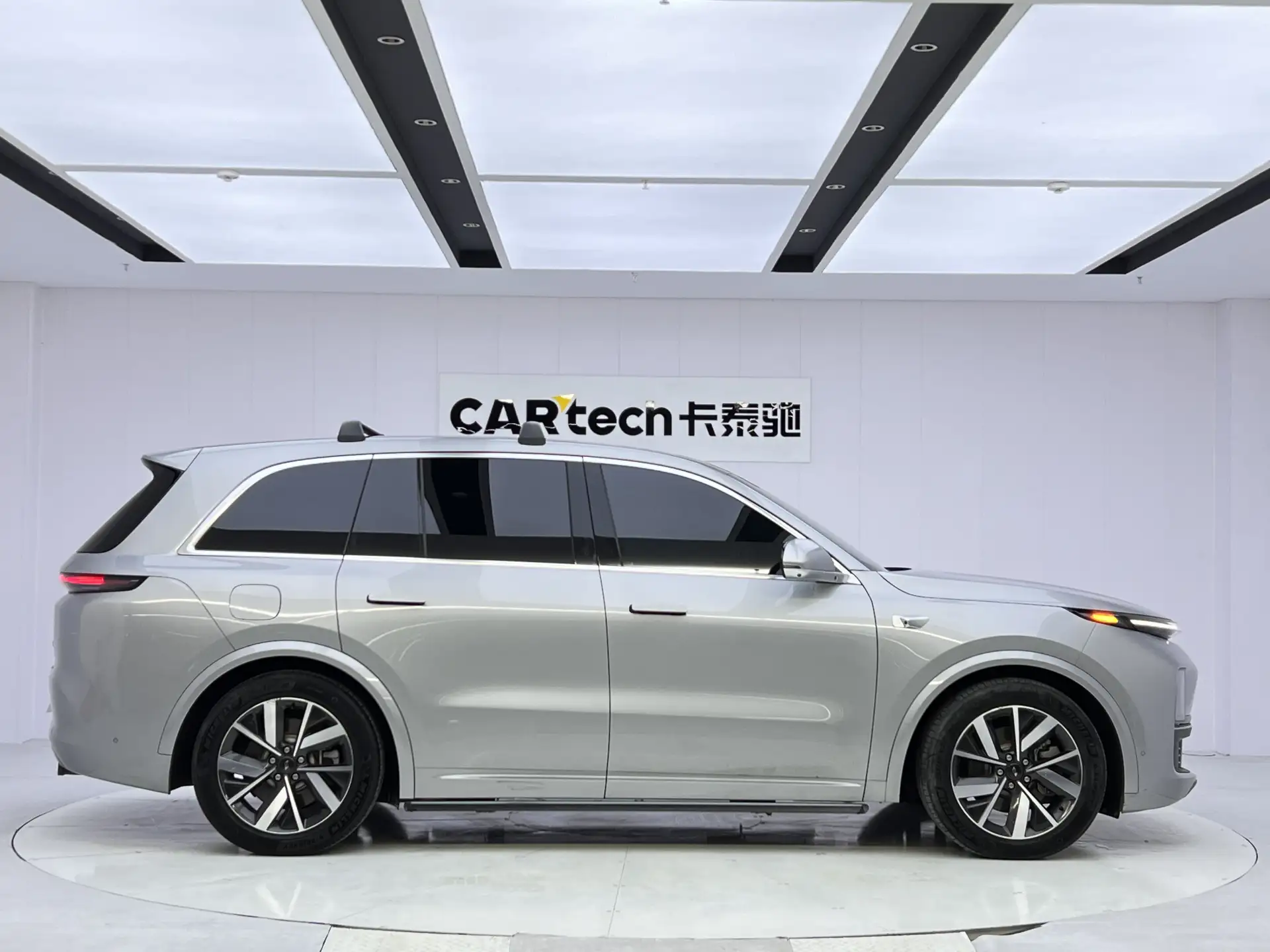 Li Auto L8, 2024 4