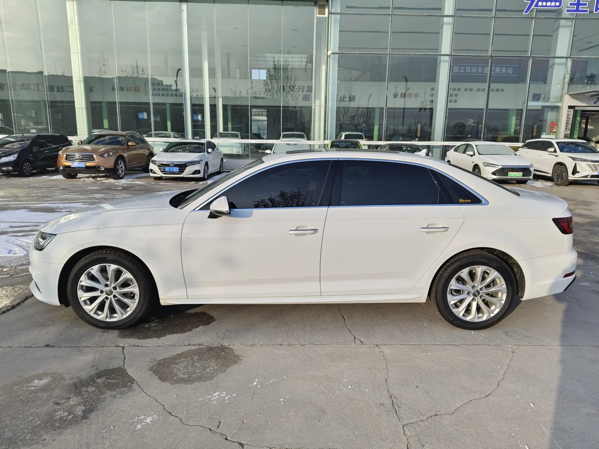 Audi A4L 40 TFSI, 2019 7