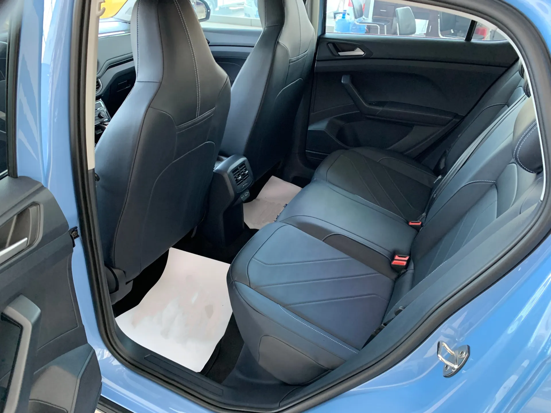 Volkswagen Tharu, 2024 16