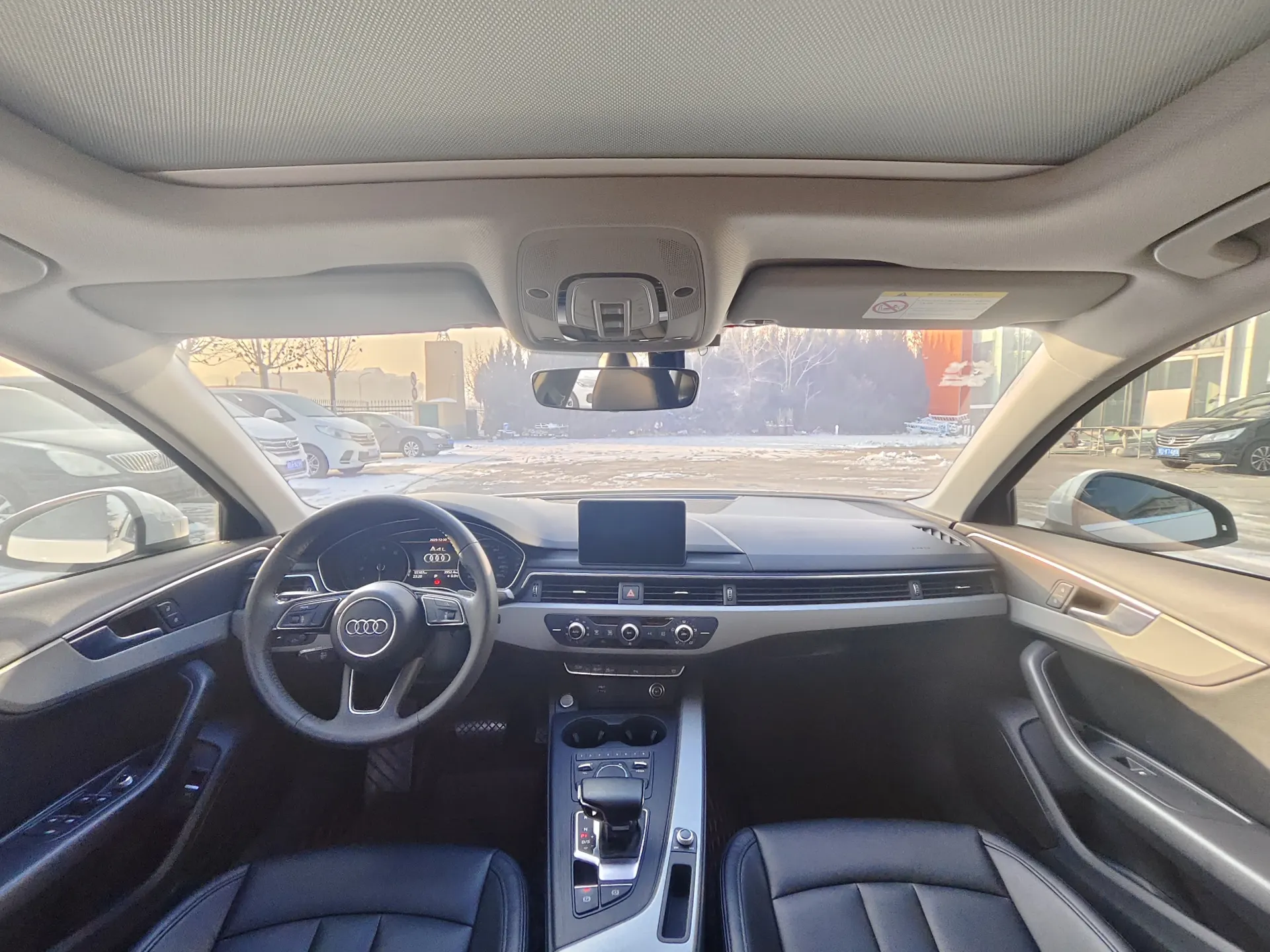 Audi A4L 40 TFSI, 2019 12