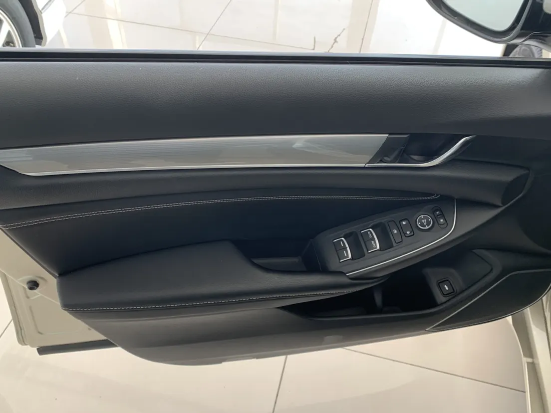 Honda Inspire, 2022 14
