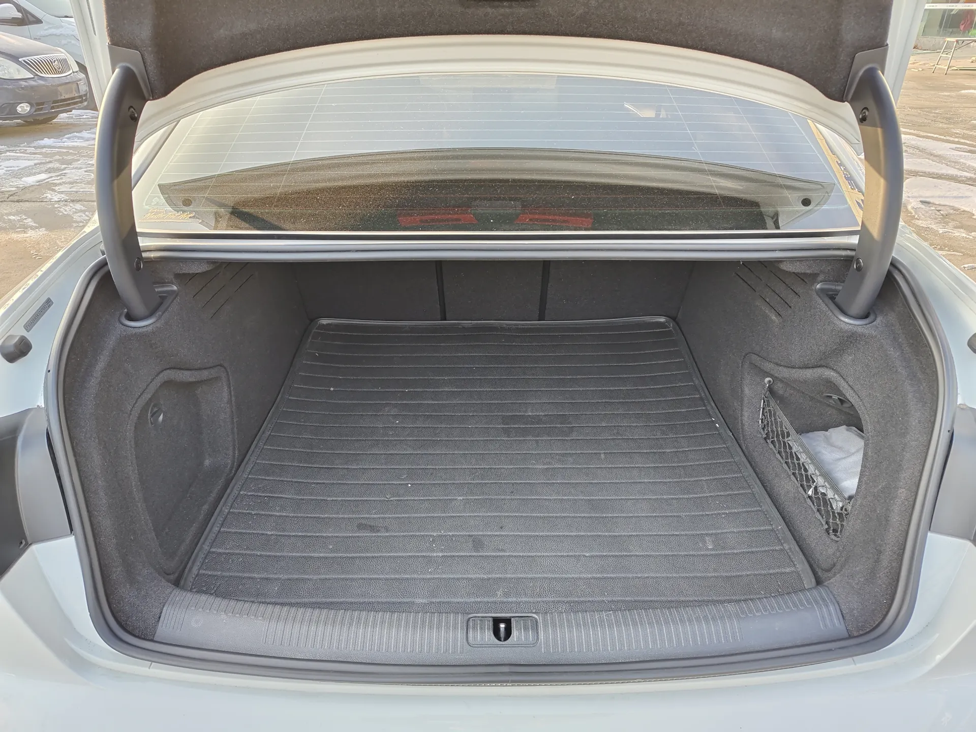Audi A4L 40 TFSI, 2019 11