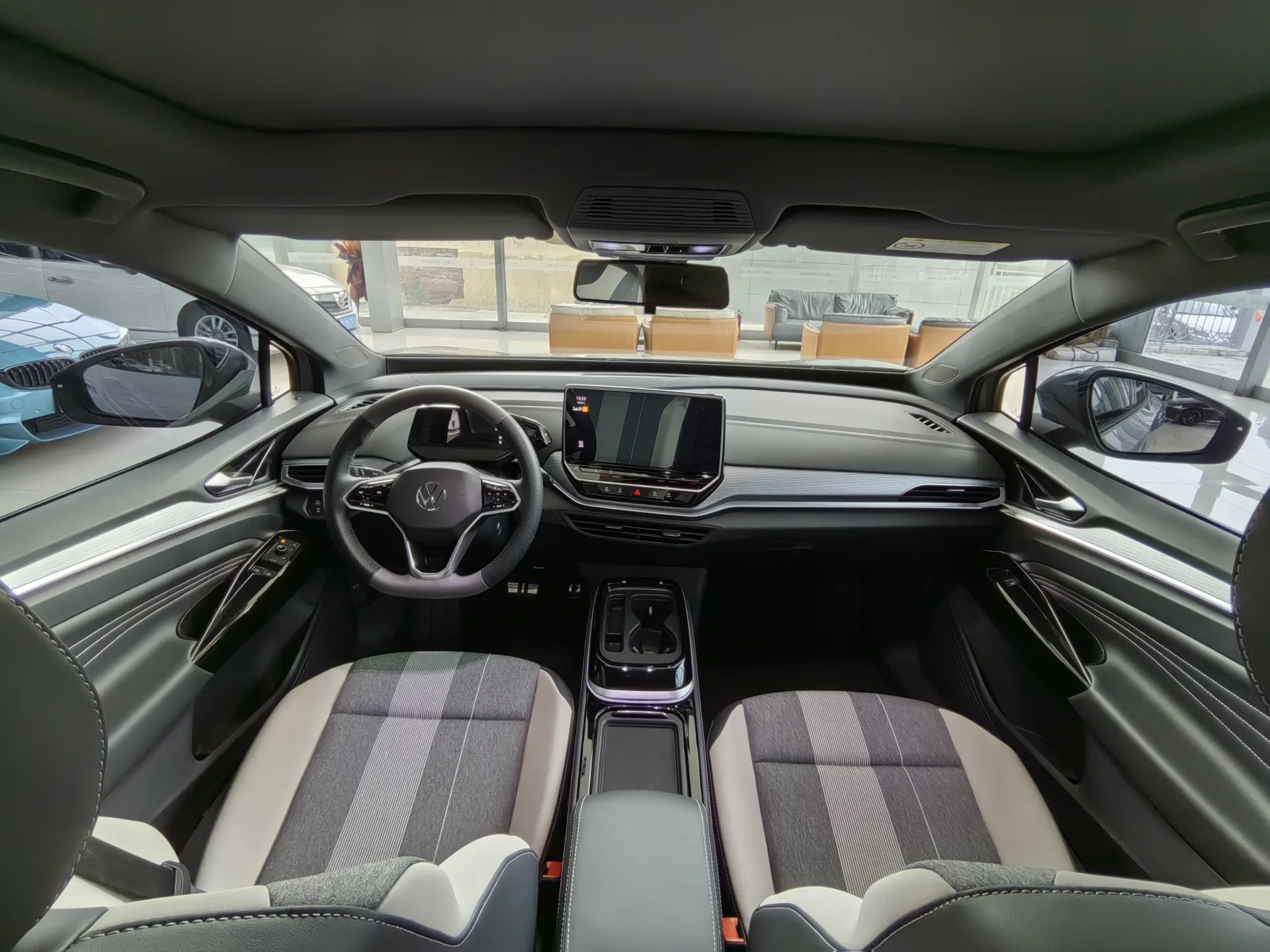 Volkswagen ID.4, 2024 8