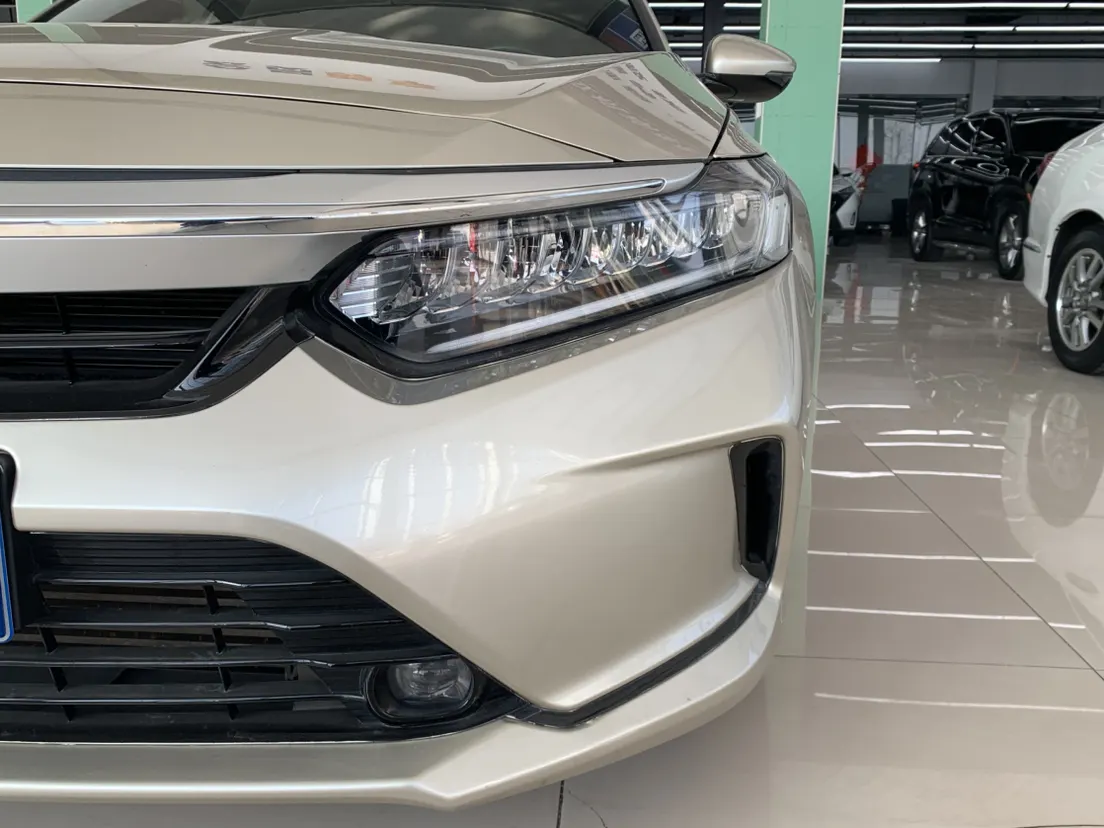 Honda Inspire, 2022 10