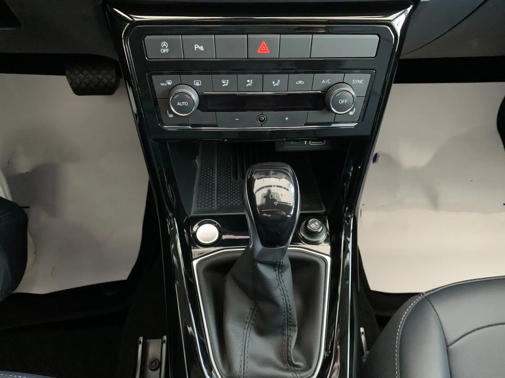Volkswagen Tharu, 2024 17