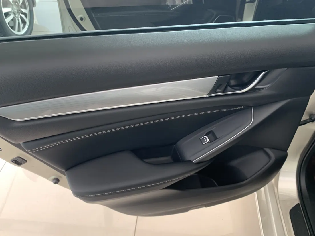 Honda Inspire, 2022 21