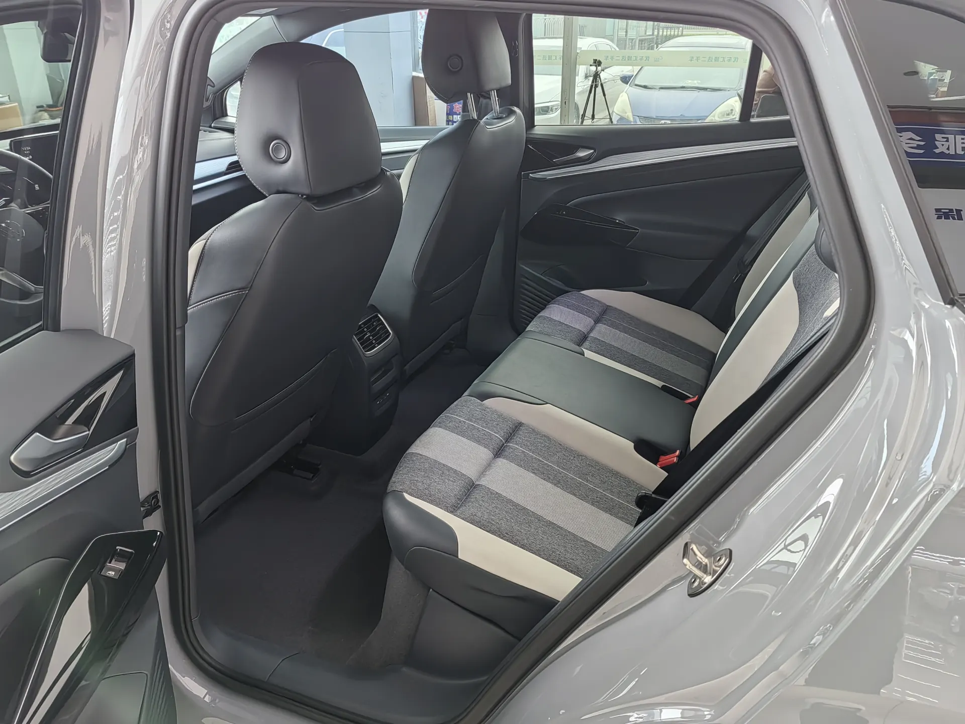 Volkswagen ID.4, 2024 14