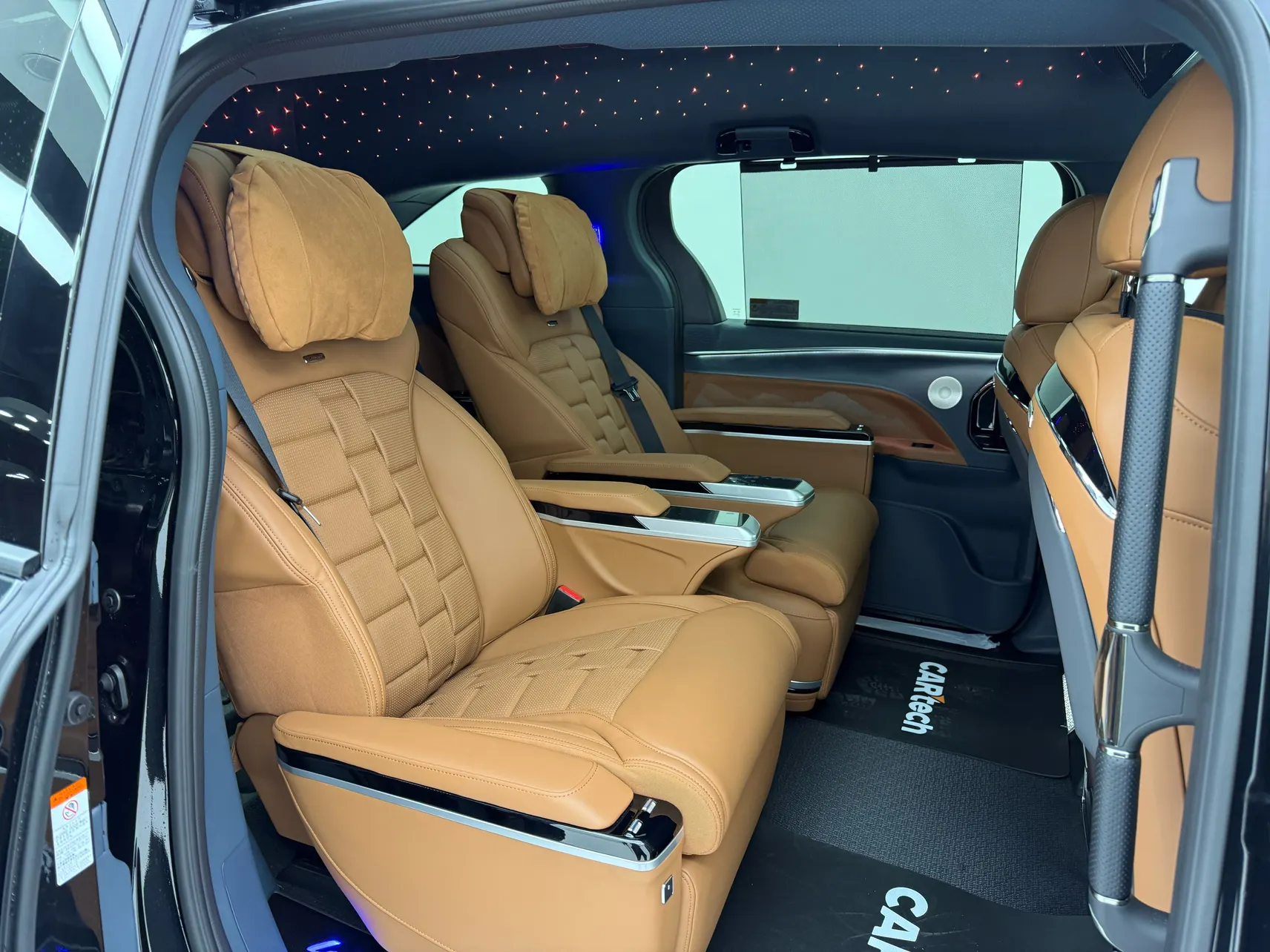 Toyota Granvia, 2025 15