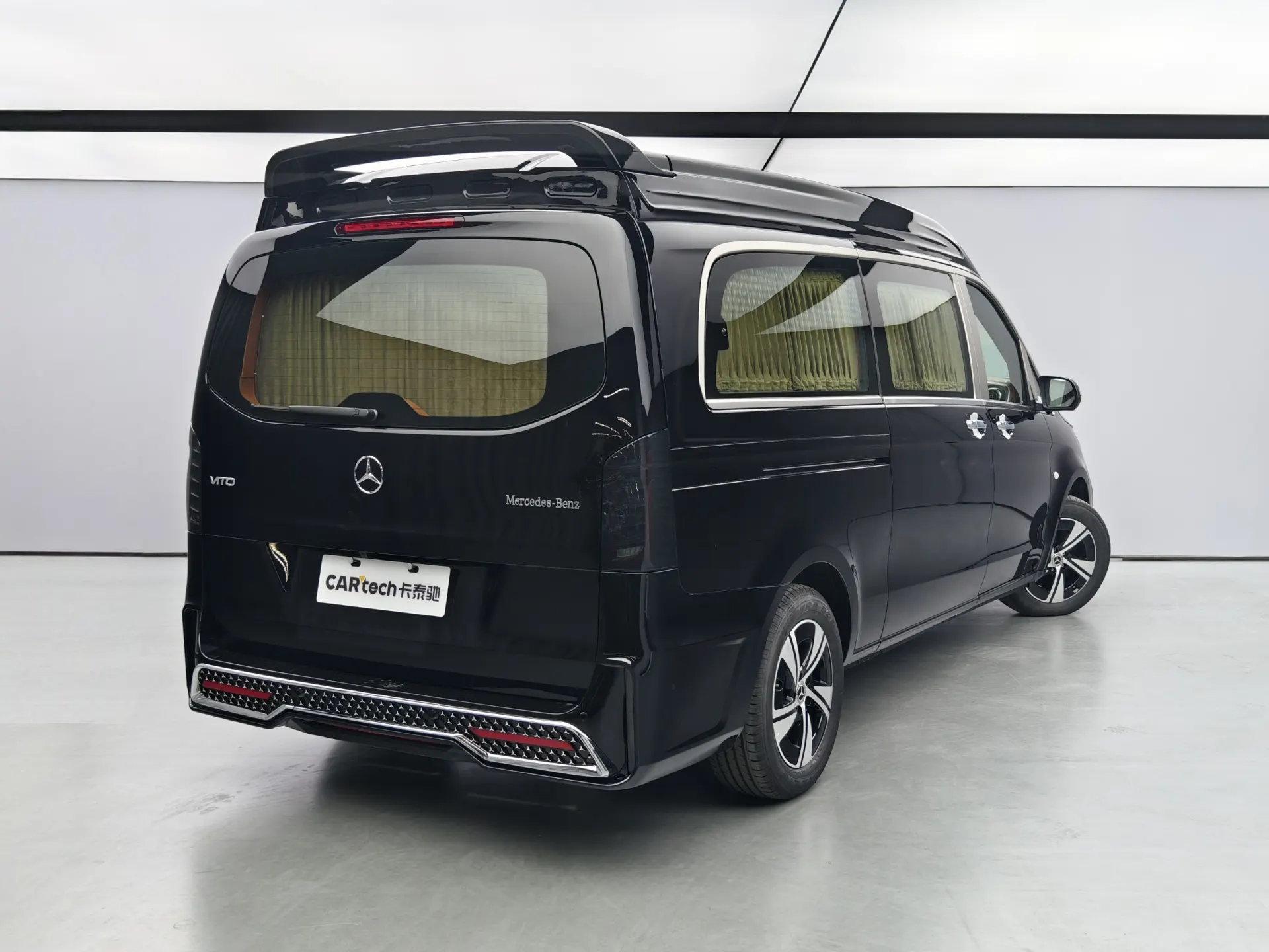 Mercedes-Benz Vito, 2024 3