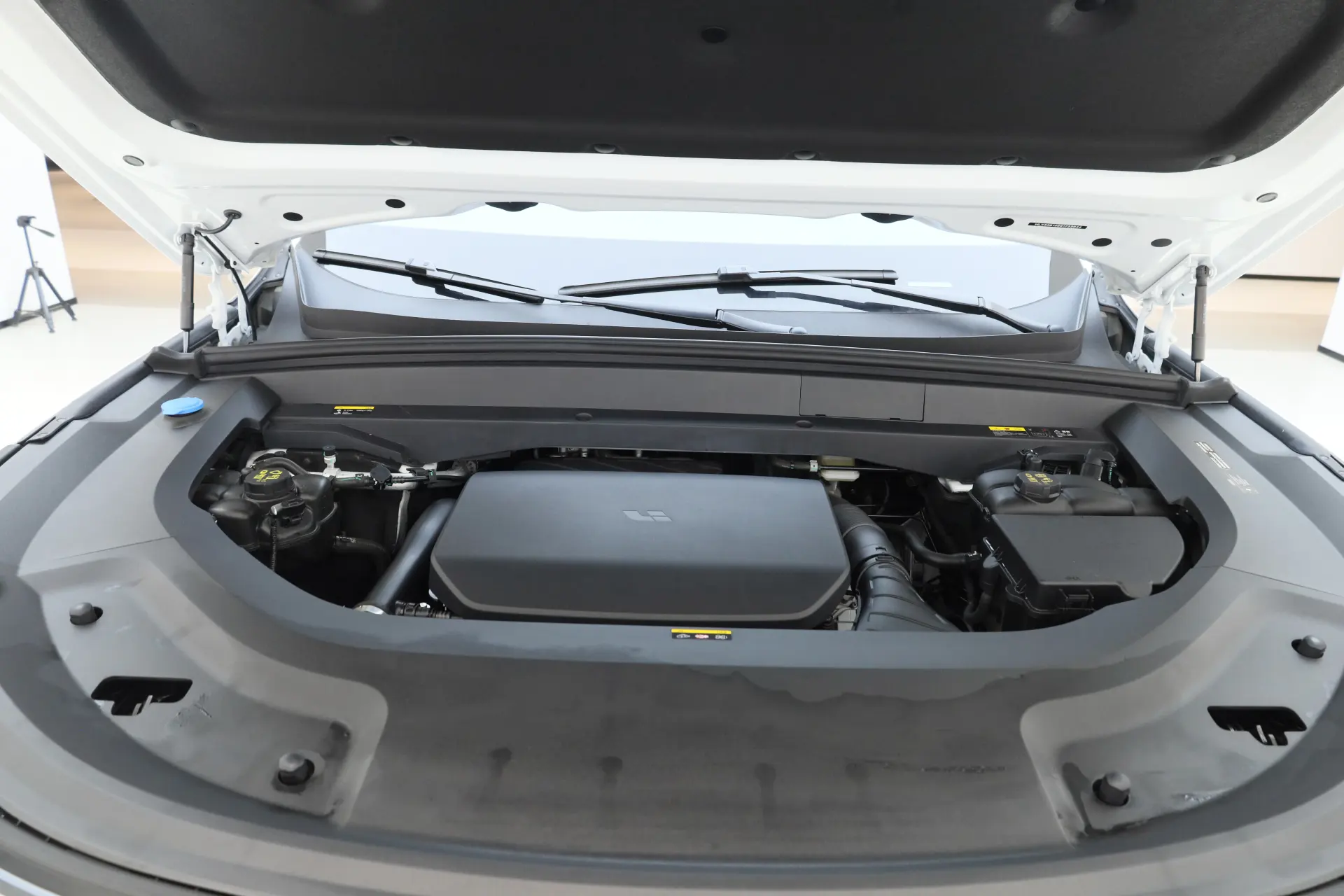 Li Auto L8, 2025 12