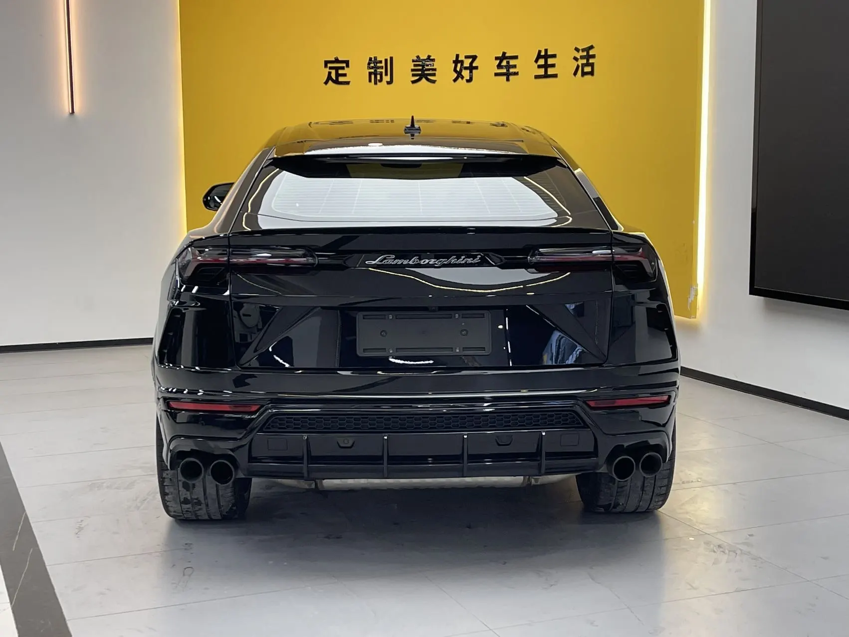 Lamborghini Urus, 2023 7