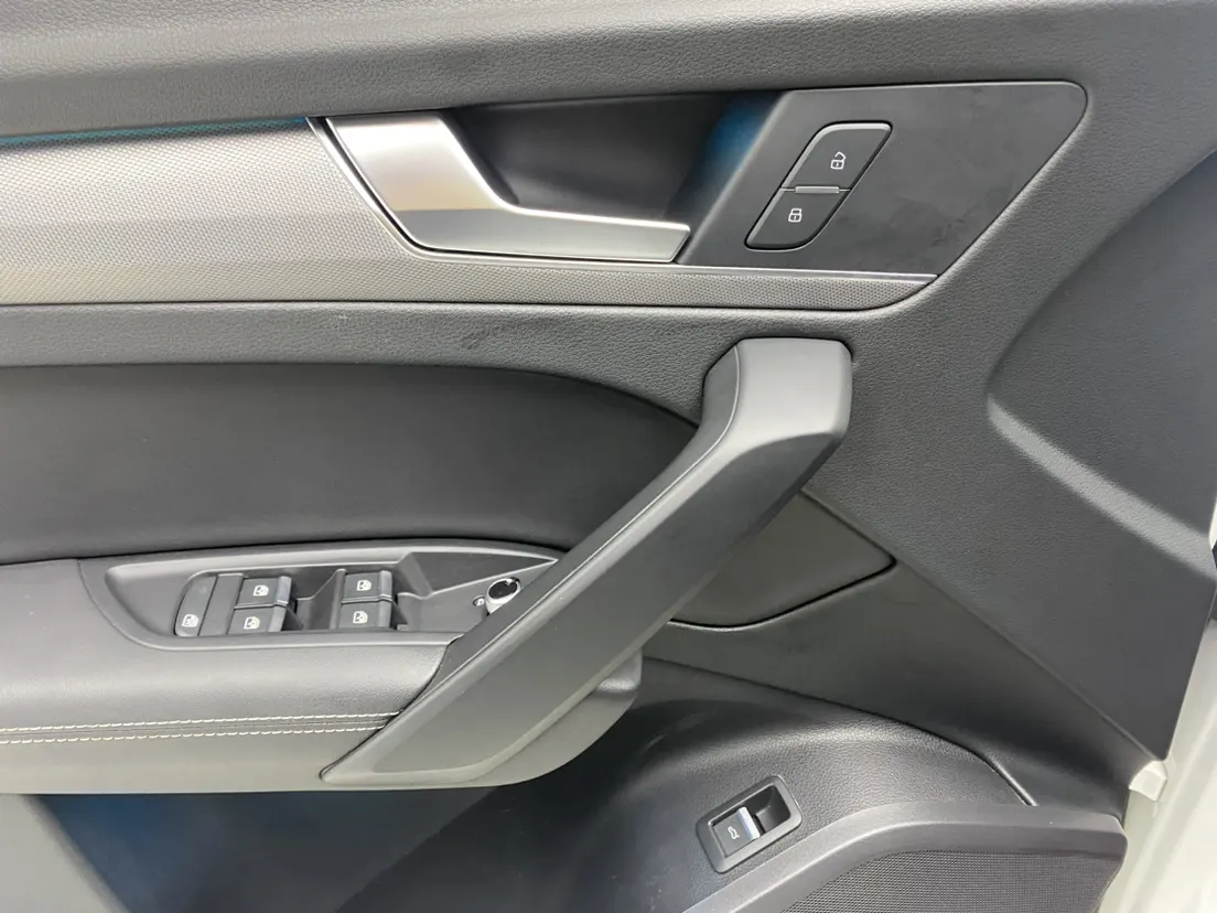 Audi Q5L 40 TFSI, 2022 18