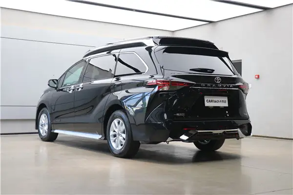 Toyota Granvia, 2025 16