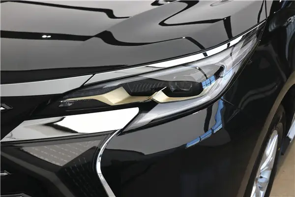 Toyota Granvia, 2025 18