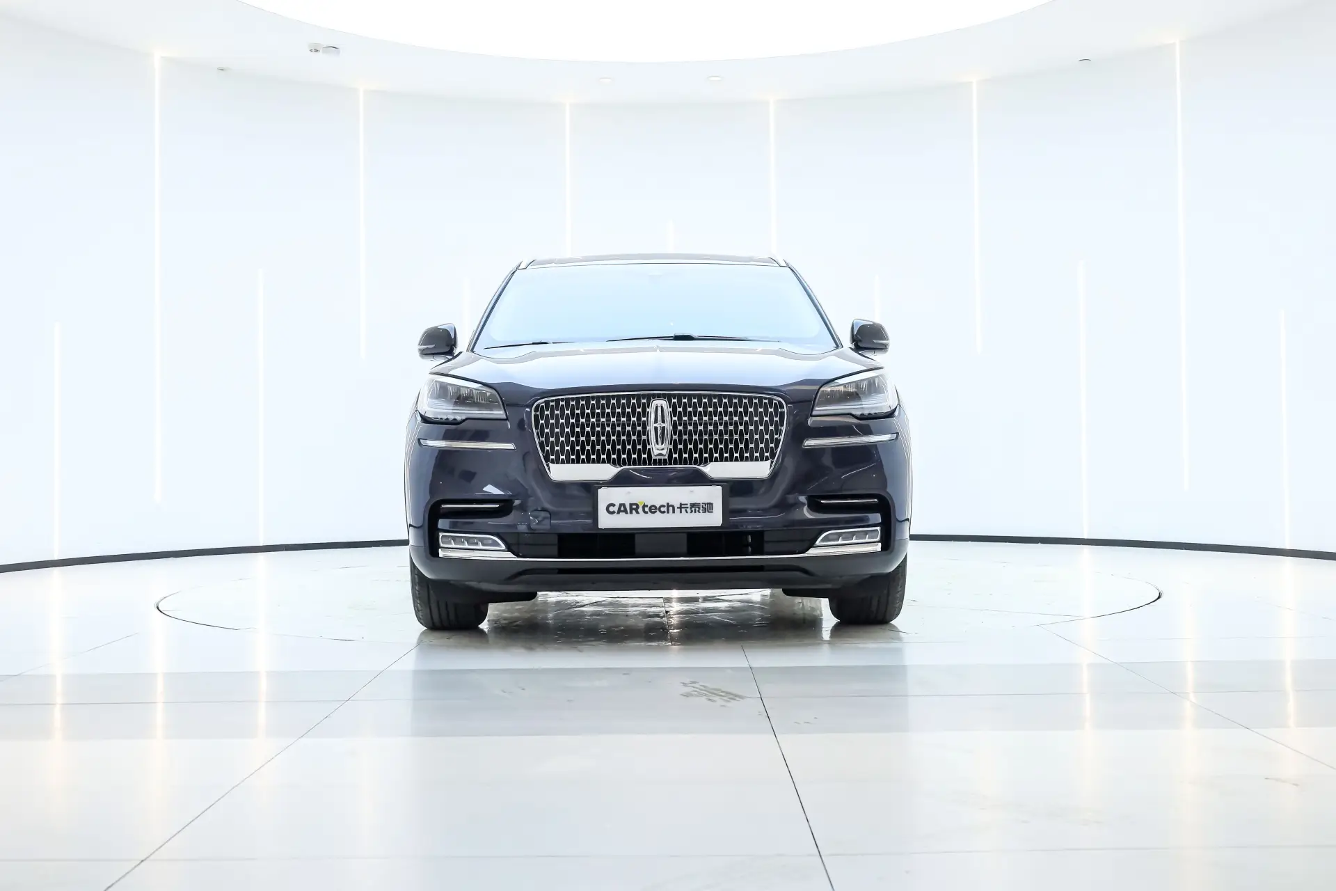 Lincoln Aviator, 2024 3