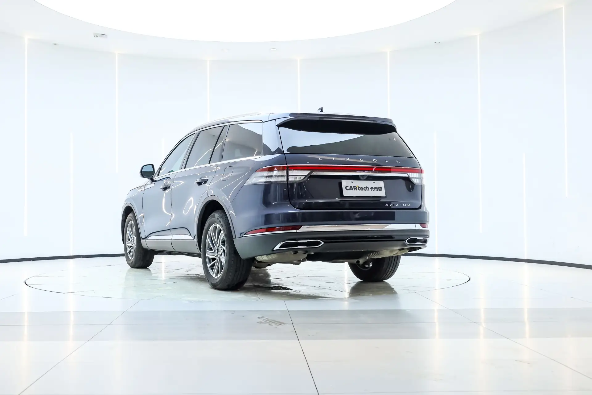 Lincoln Aviator, 2024 7