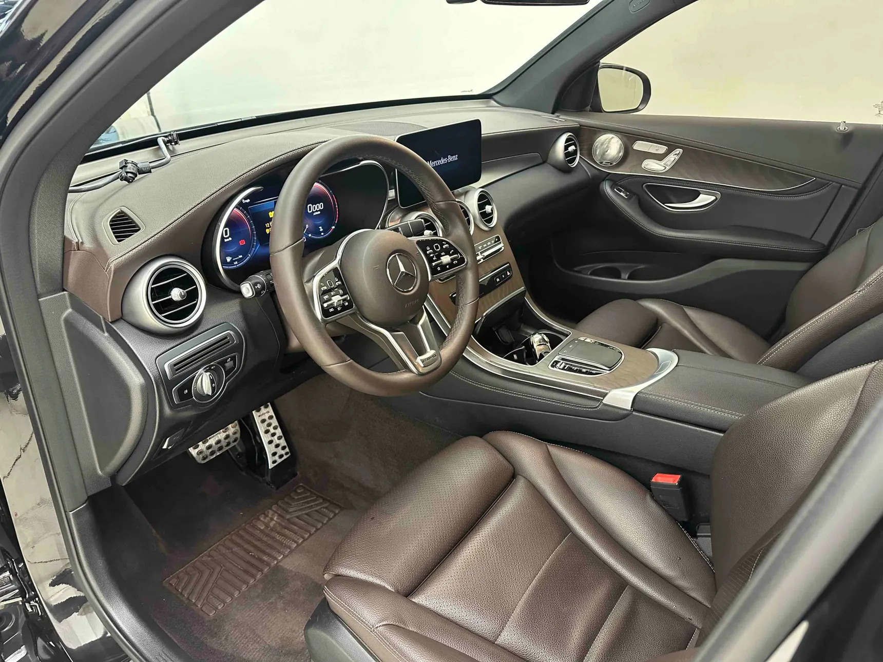 Mercedes-Benz GLC 260 L, 2020 11