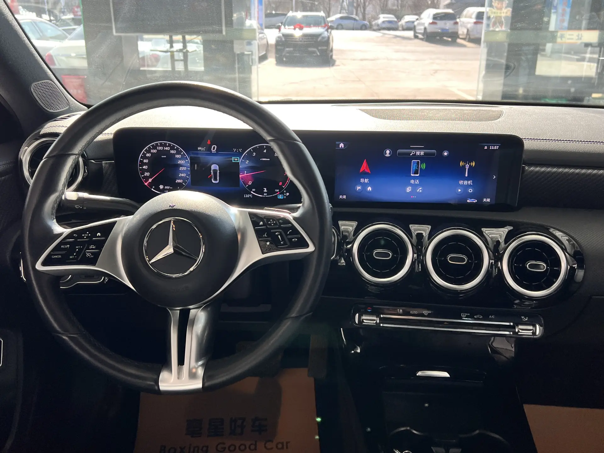 Mercedes-Benz A 200 L, 2023 25
