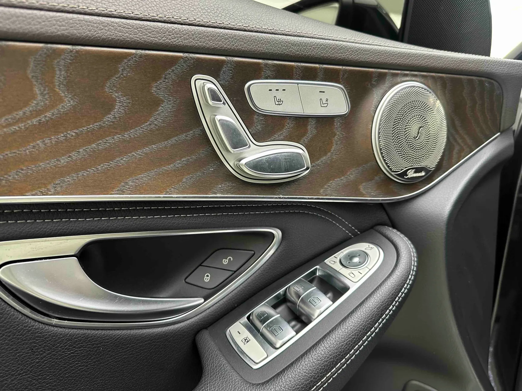 Mercedes-Benz GLC 260 L, 2020 10