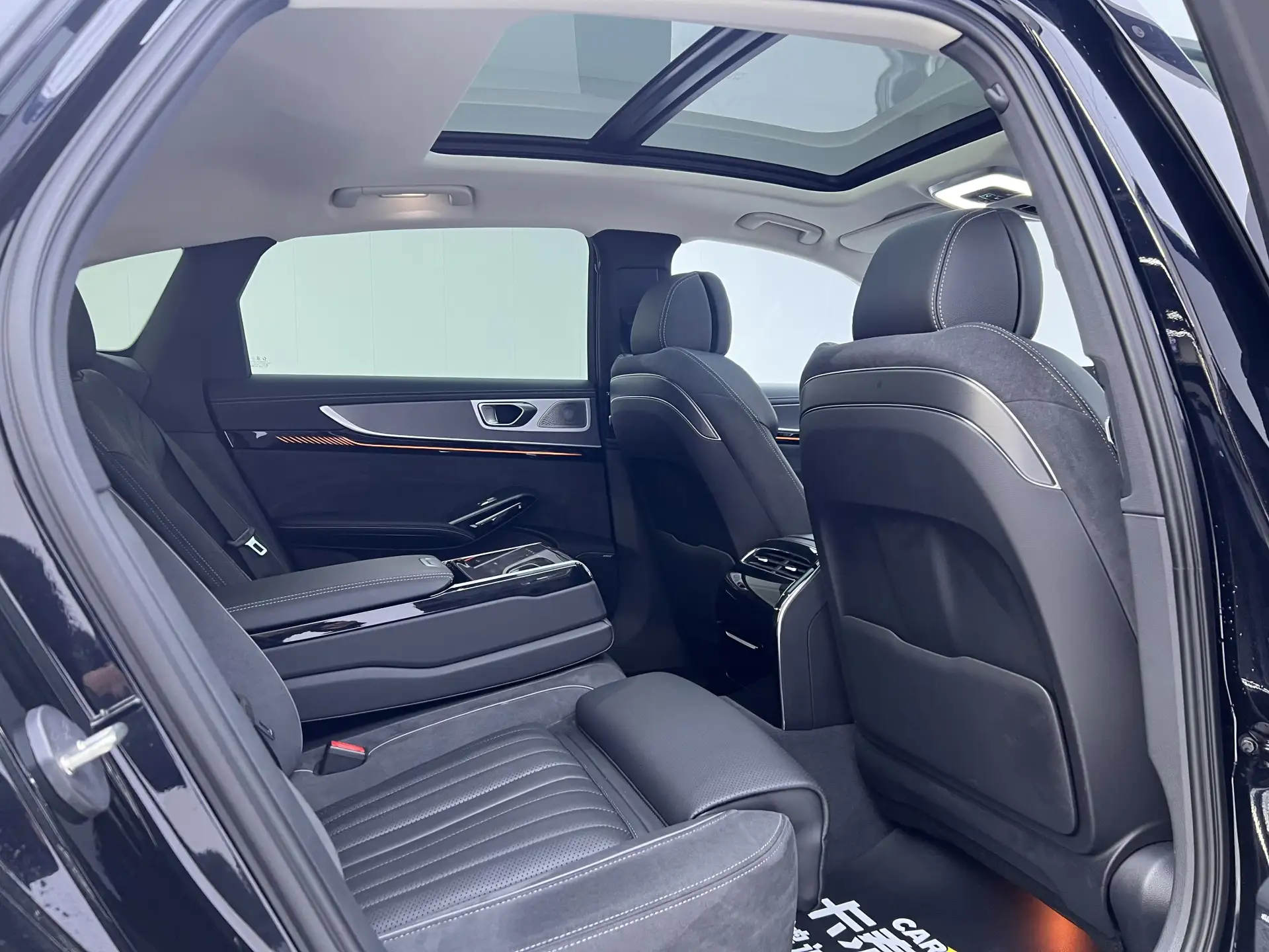 Hongqi H9, 2024 20