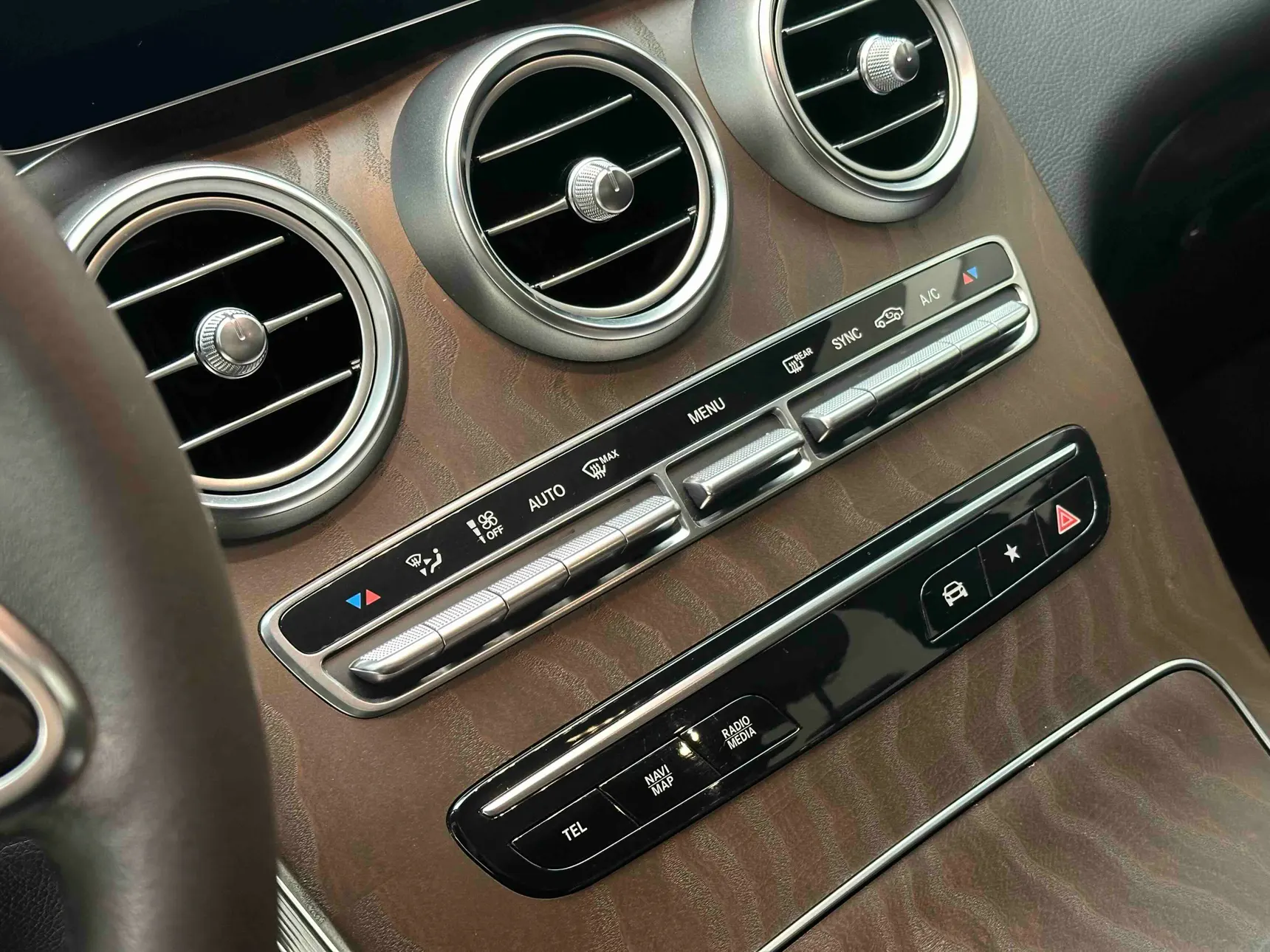 Mercedes-Benz GLC 260 L, 2020 14
