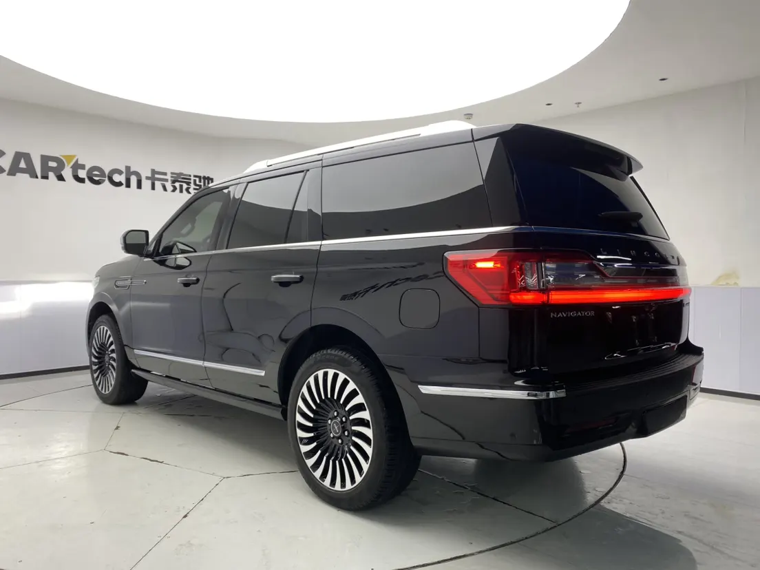 Lincoln Navigator, 2020 24