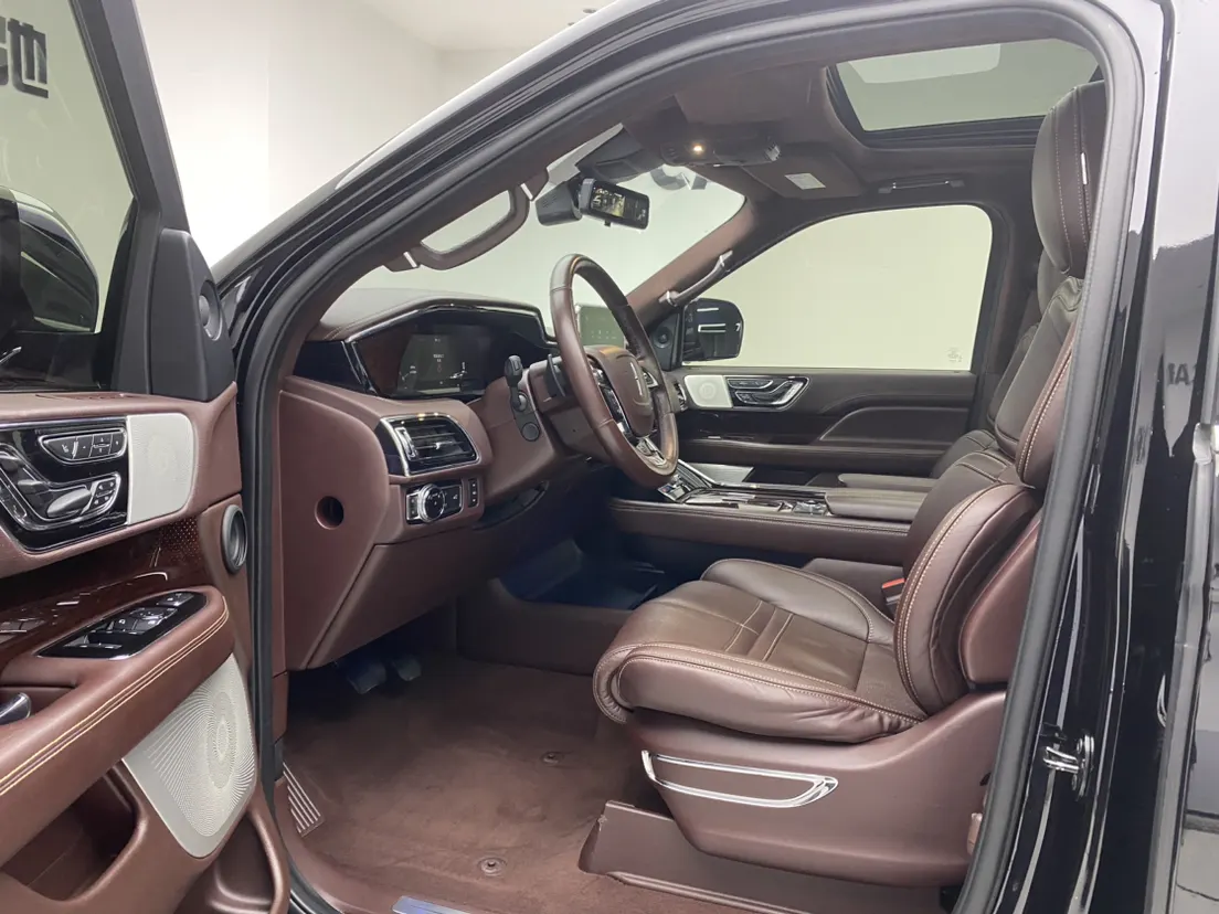 Lincoln Navigator, 2020 18
