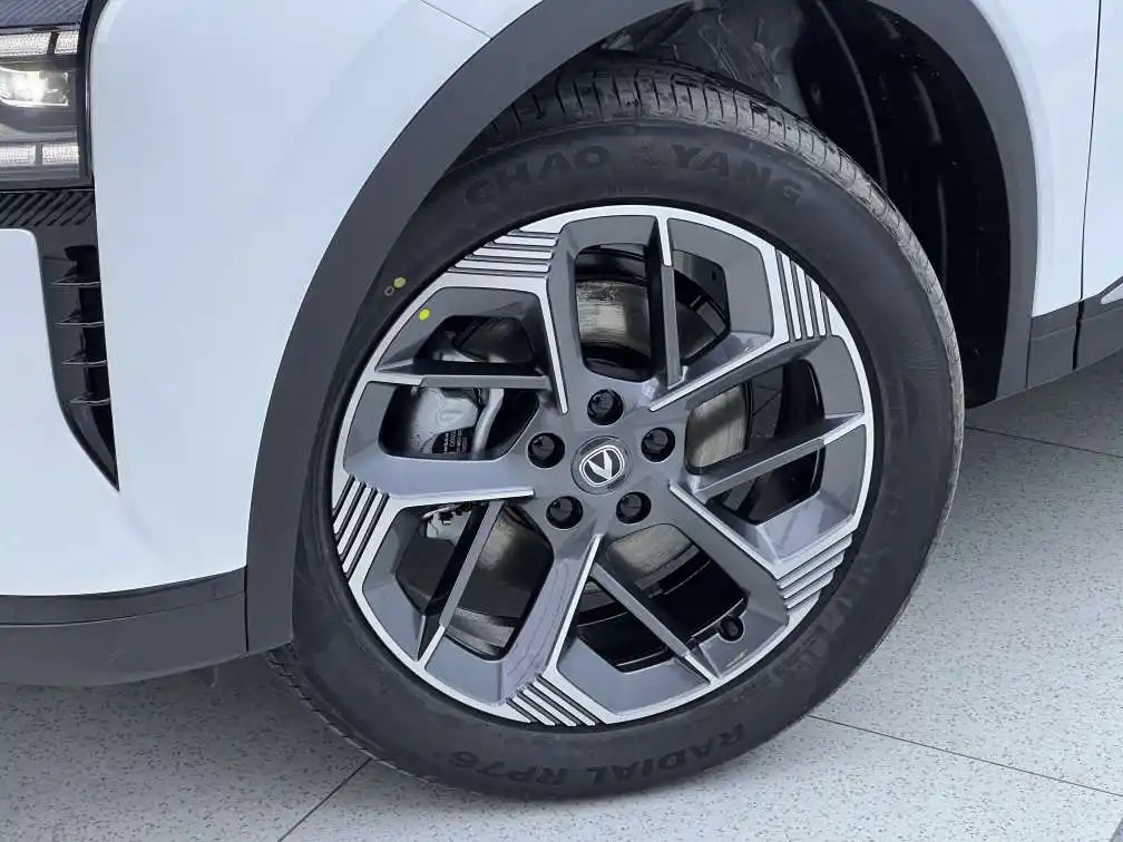 Changan CS75 PLUS, 2025 18