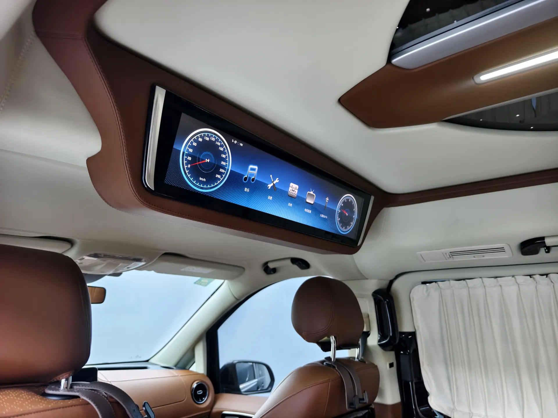 Mercedes-Benz Vito, 2023 17