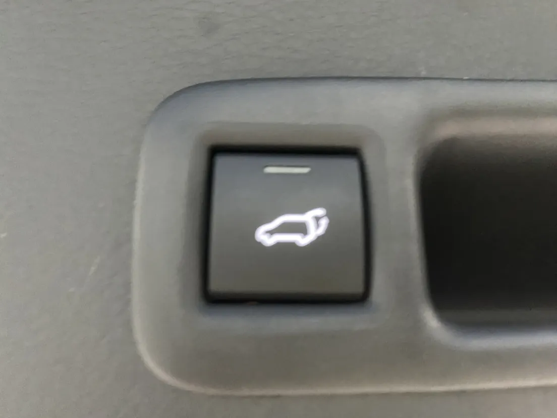 Toyota Granvia, 2025 22
