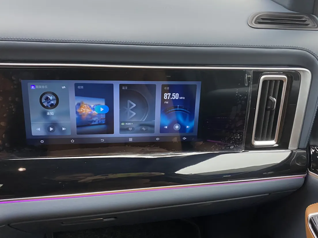 Toyota Granvia, 2025 8