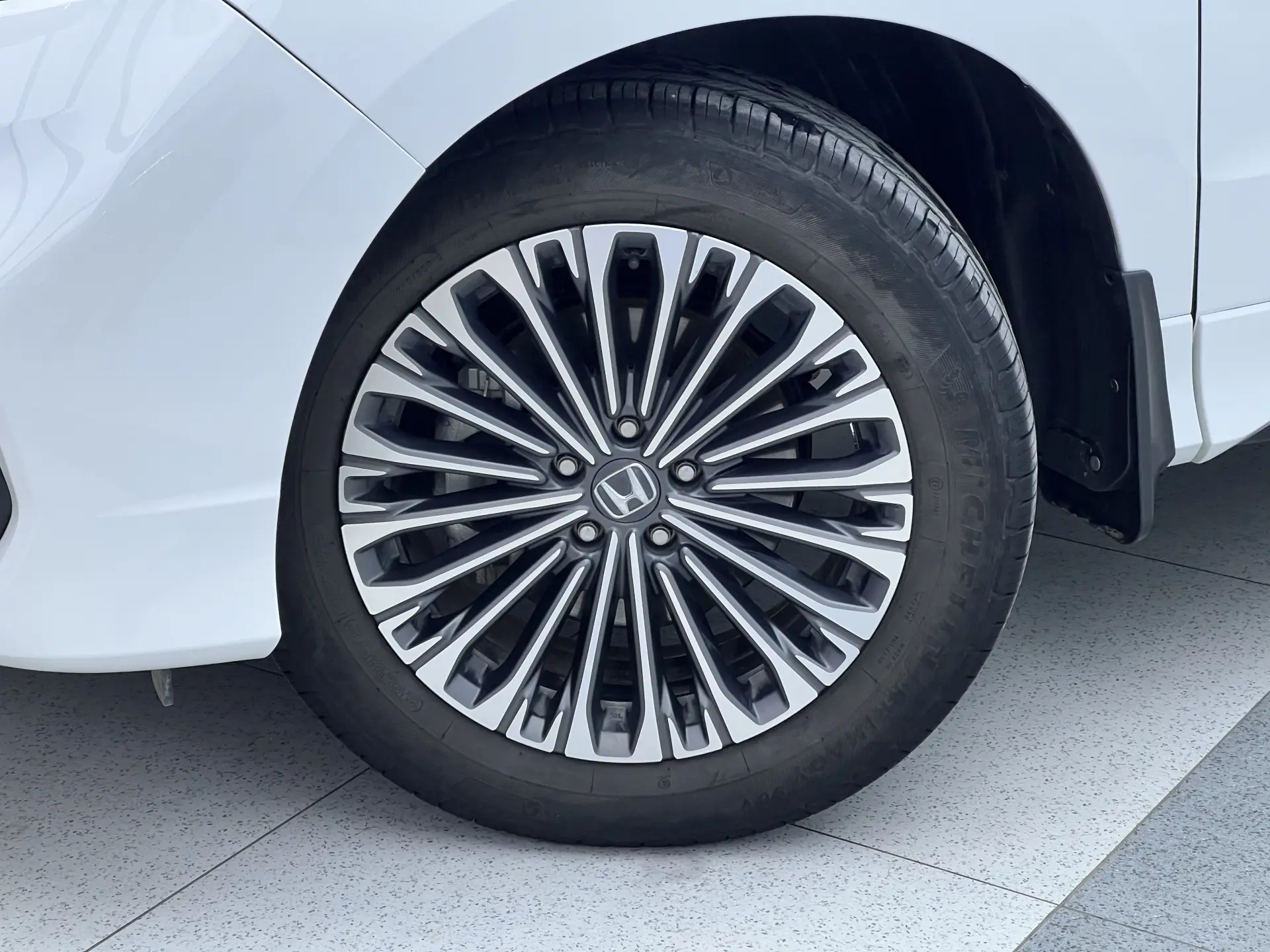 Honda Avancier, 2024 7