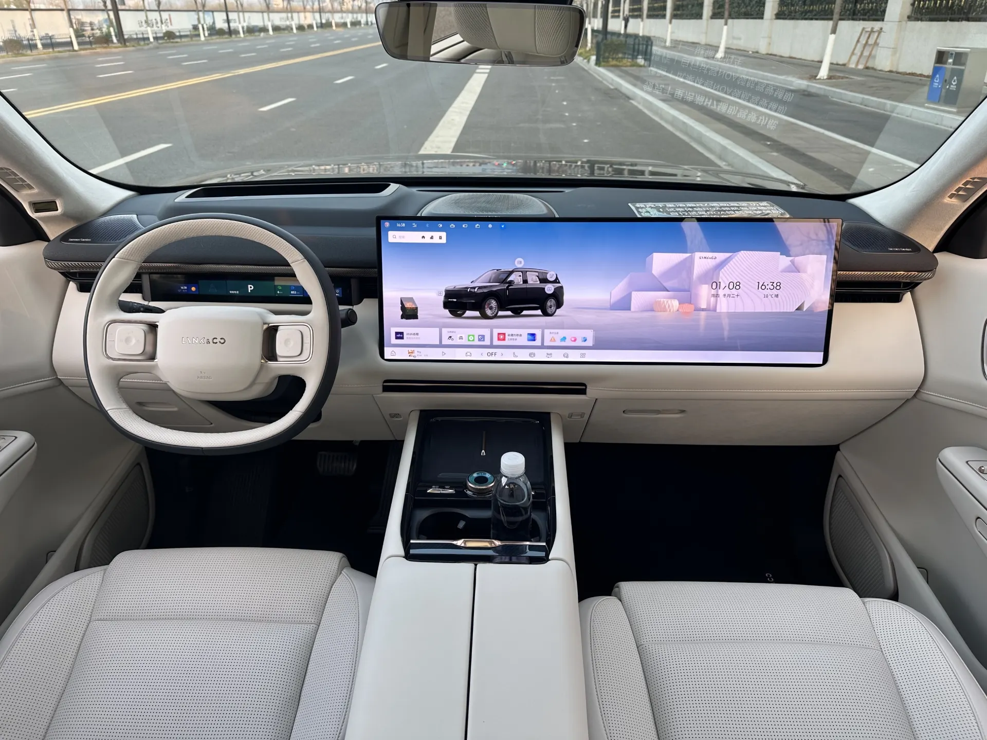 Lynk & Co 02, 2025 16