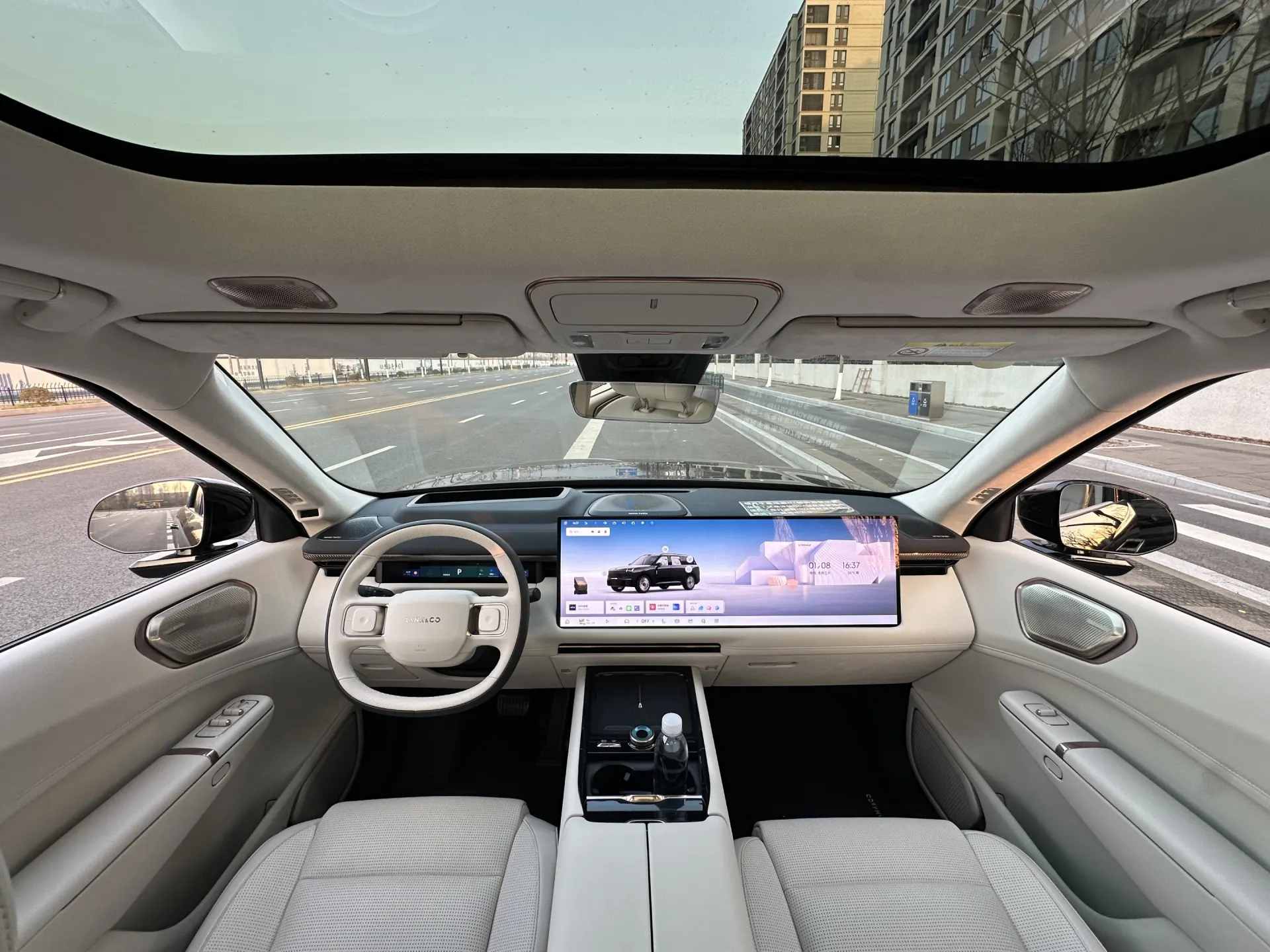 Lynk & Co 02, 2025 17