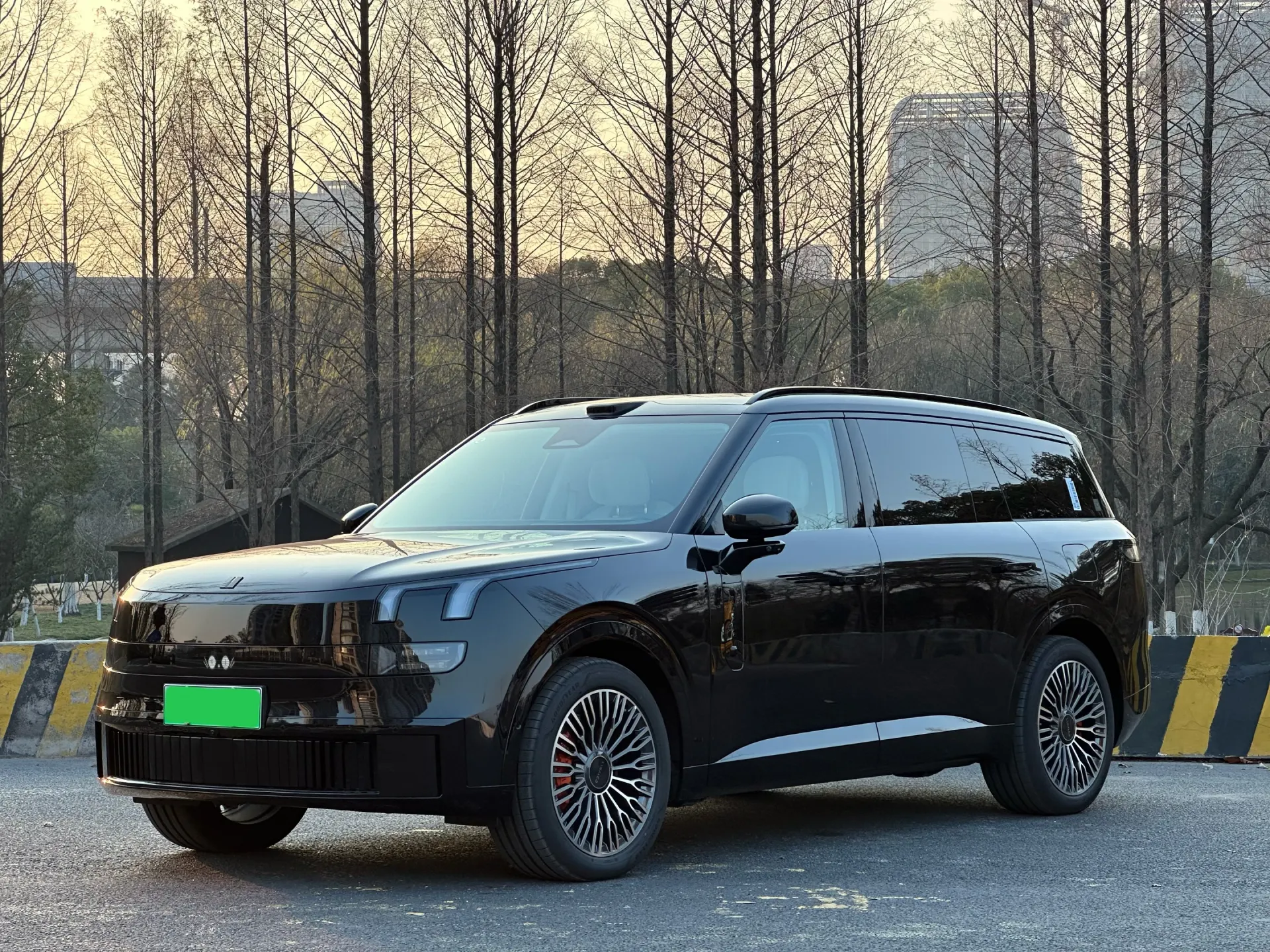 Lynk & Co 02
