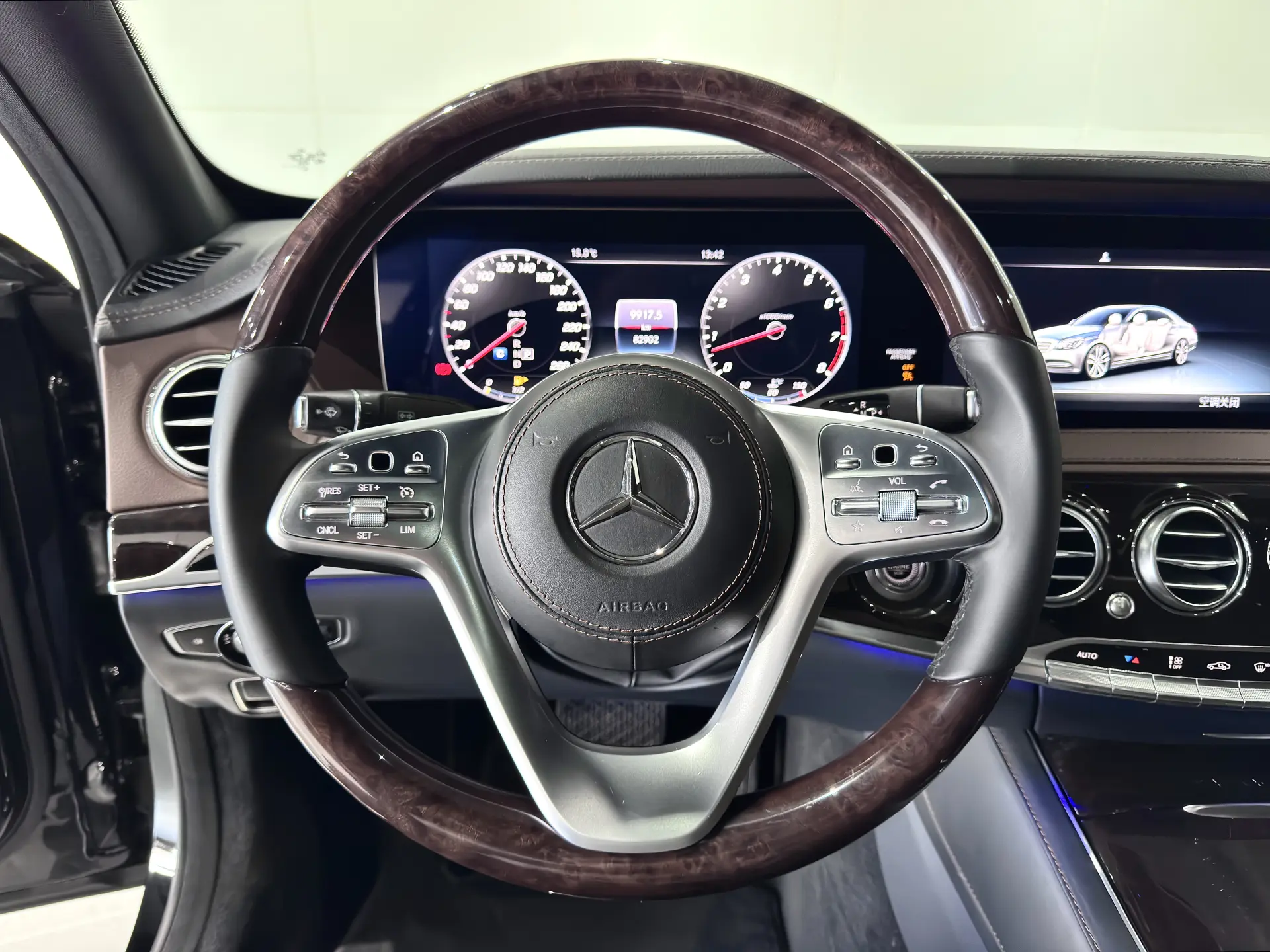 Mercedes-Benz S 450 4MATIC, 2019 18