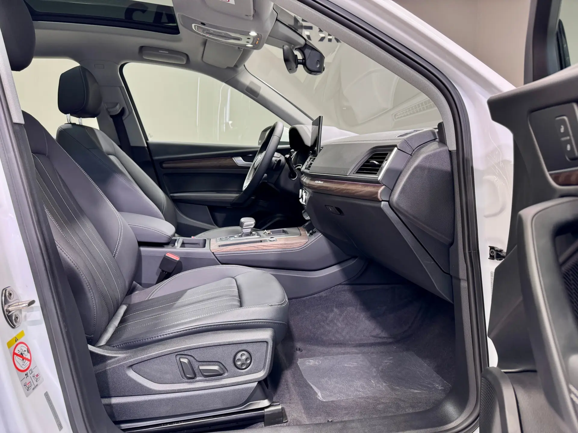 Audi Q5L 45, 2022 15