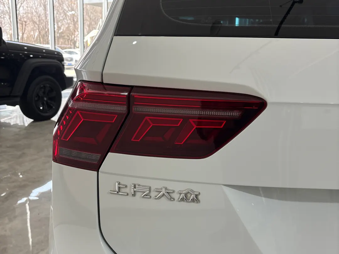 Volkswagen Tiguan L, 2024 11