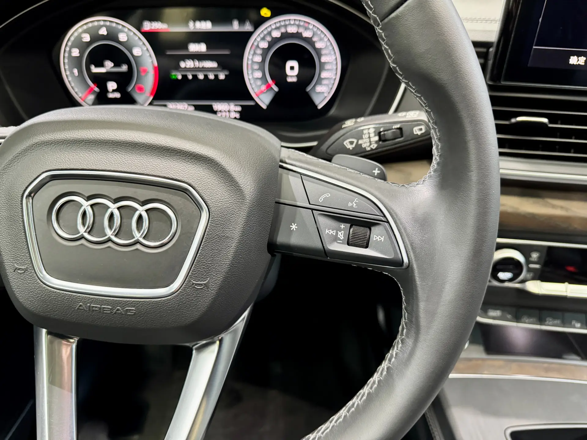 Audi Q5L 45, 2022 20