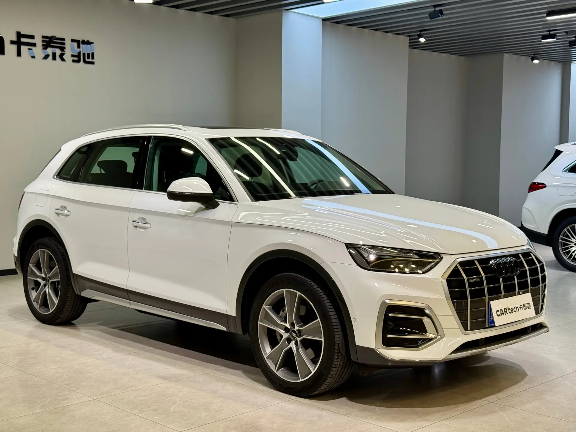 Audi Q5L 45, 2022 3