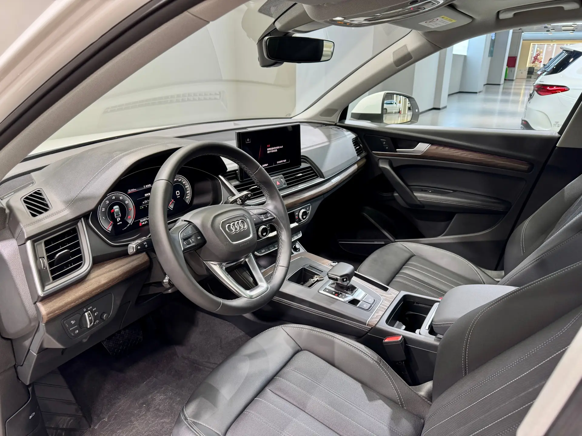 Audi Q5L 45, 2022 14