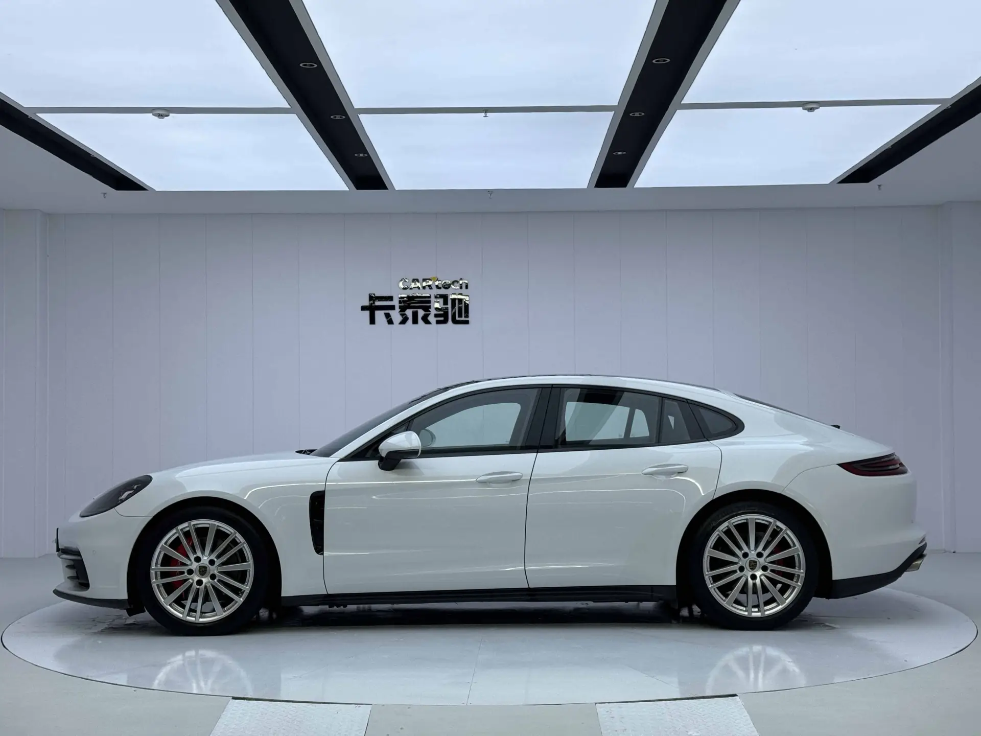 Porsche Panamera, 2020 8