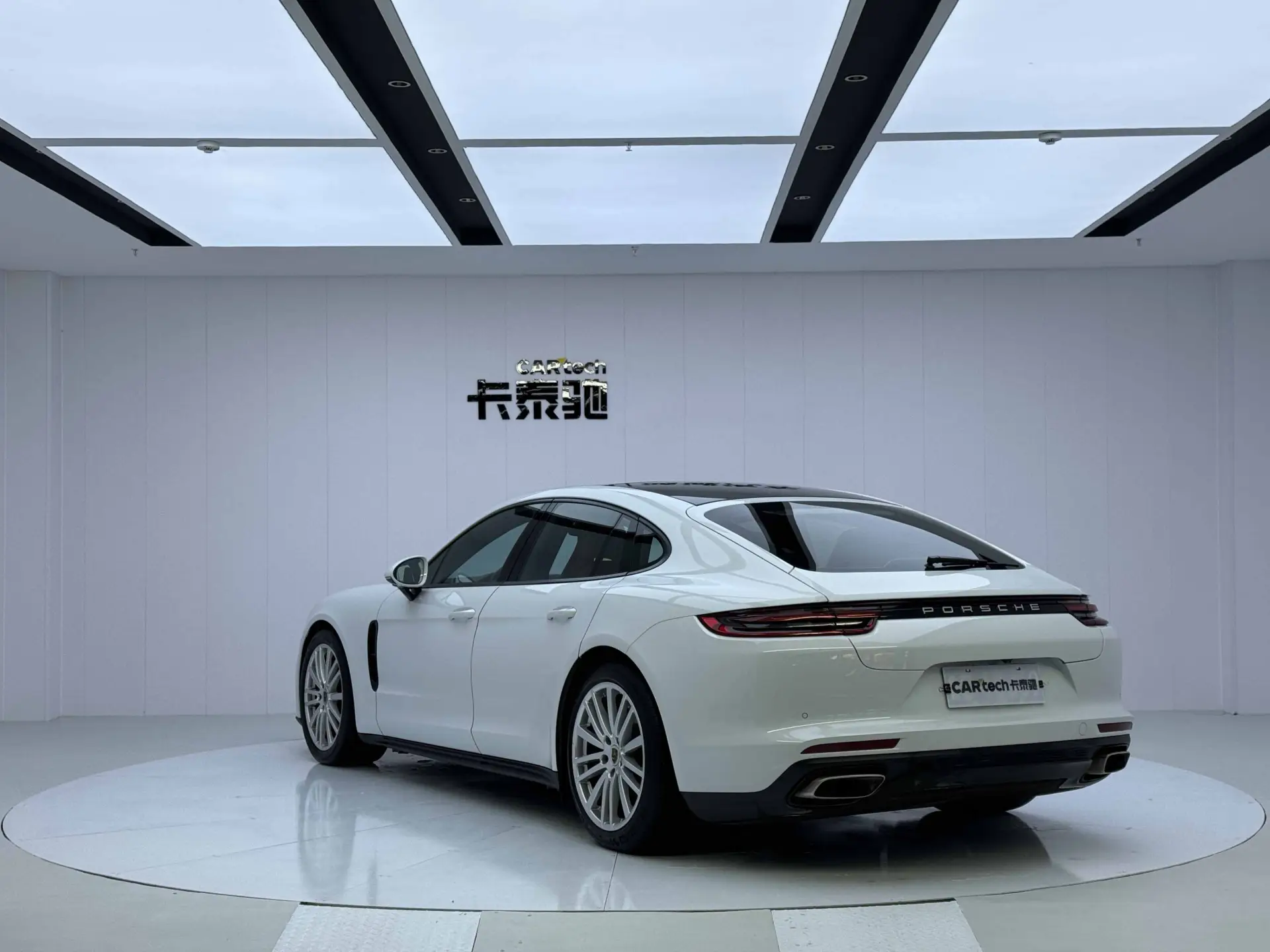 Porsche Panamera, 2020 7
