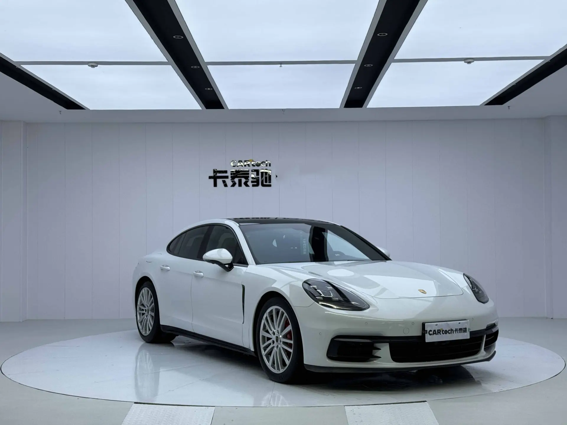 Porsche Panamera, 2020 2