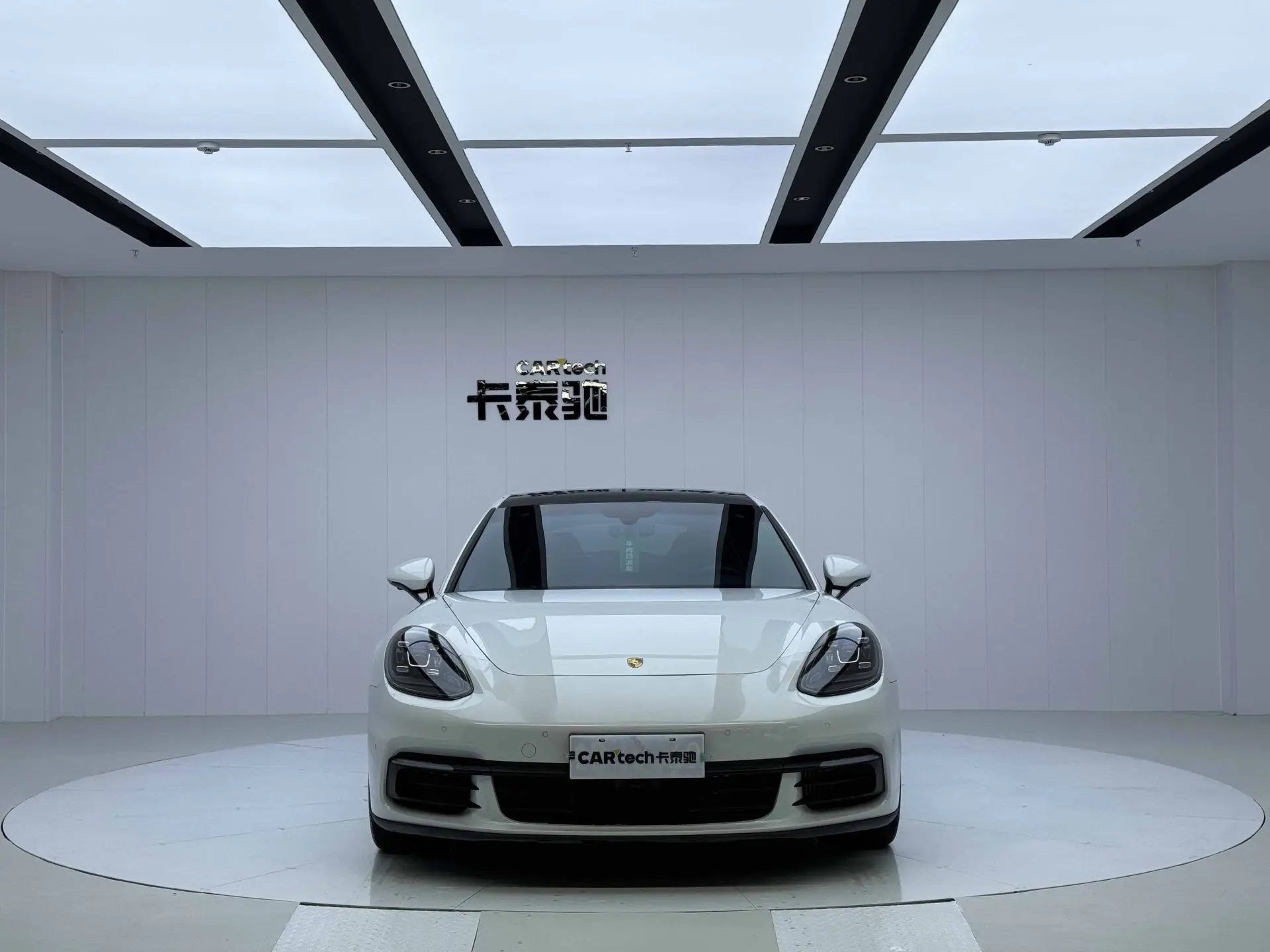 Porsche Panamera, 2020 3