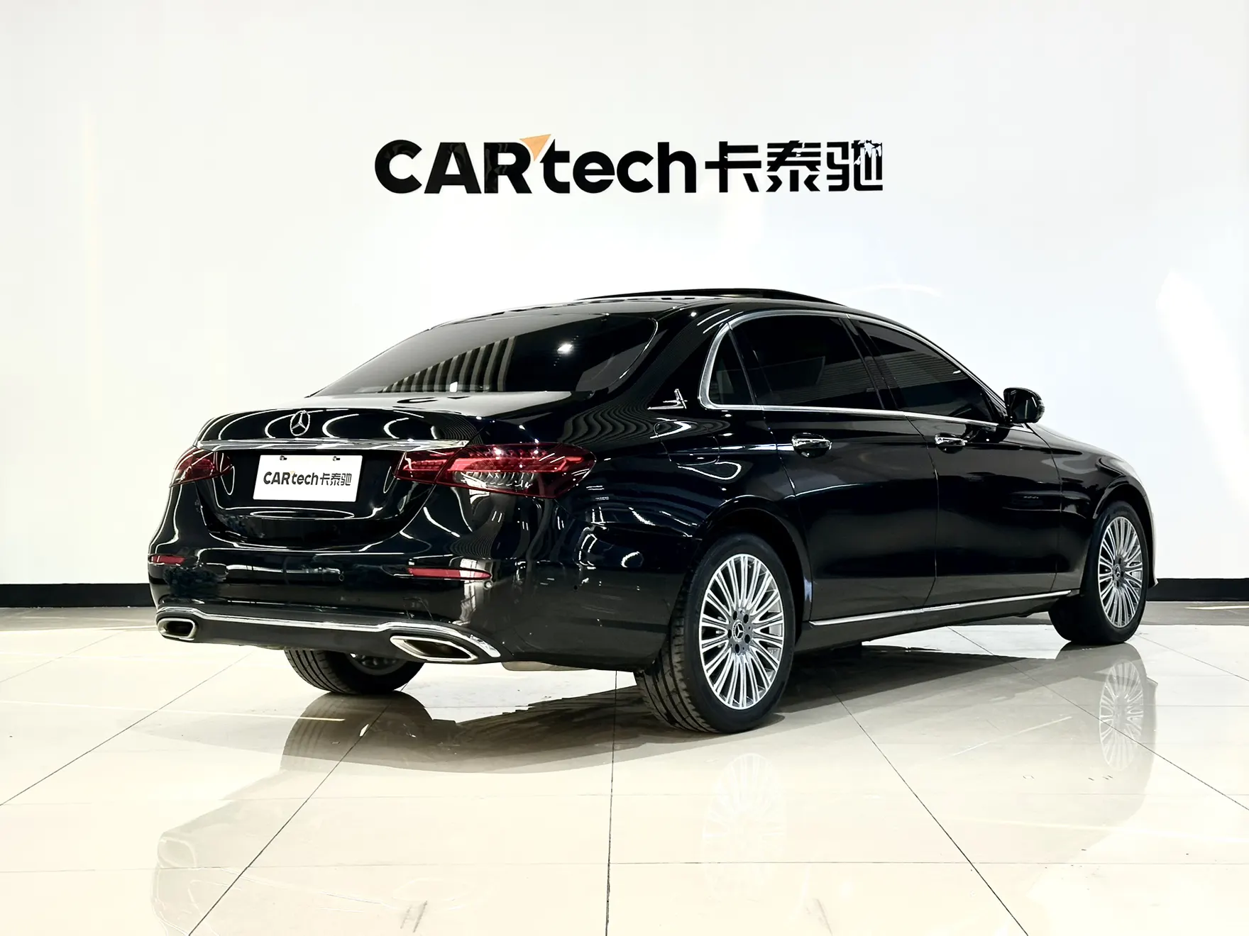 Mercedes-Benz E 300 L, 2023 6