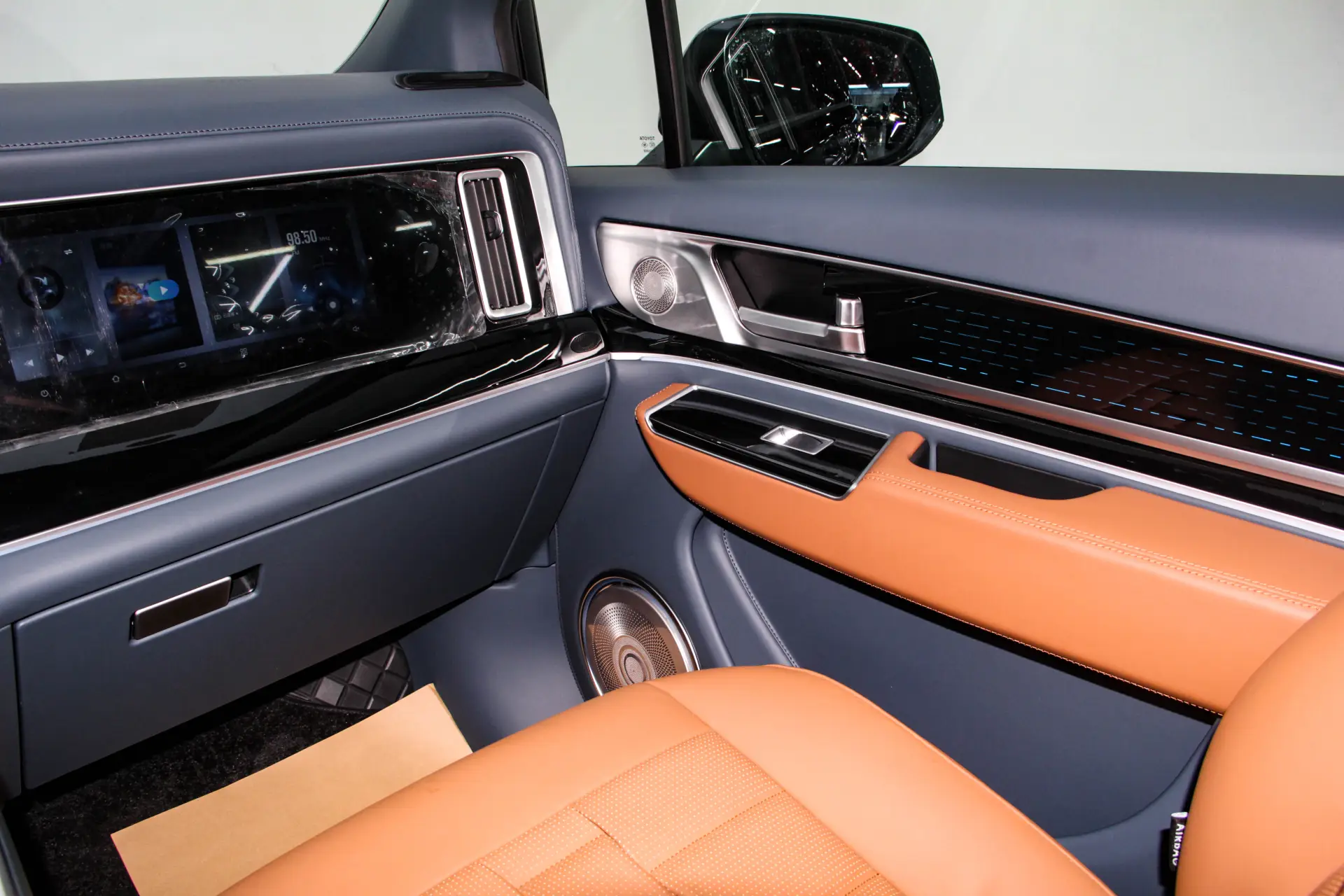 Toyota Granvia, 2025 24